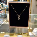 گردنبند بینهایت